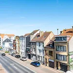 Bright 2br On A Perfect Location