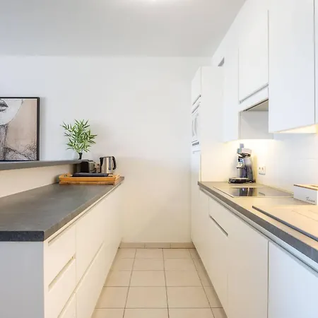 Bright 2br On A Perfect Location *